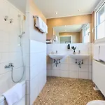 Hotel Gut Moschenhof 3*
